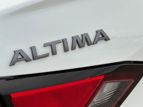Certified 2025 Nissan Altima 2.5 S image 11