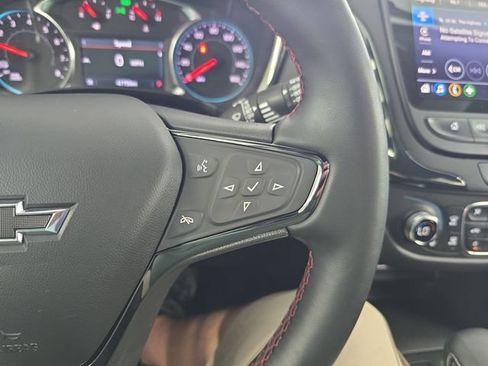 Certified 2023 Chevrolet Equinox RS w/ RS Leather Package AWD/4WD image 18
