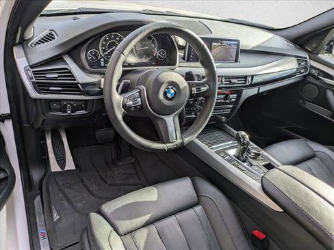 Used 2018 BMW X5 xDrive50i image 10