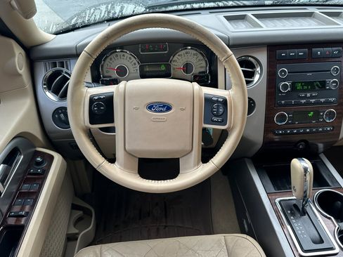 Used 2011 Ford Expedition XLT w/ 201A Rapid Spec Order Code image 14