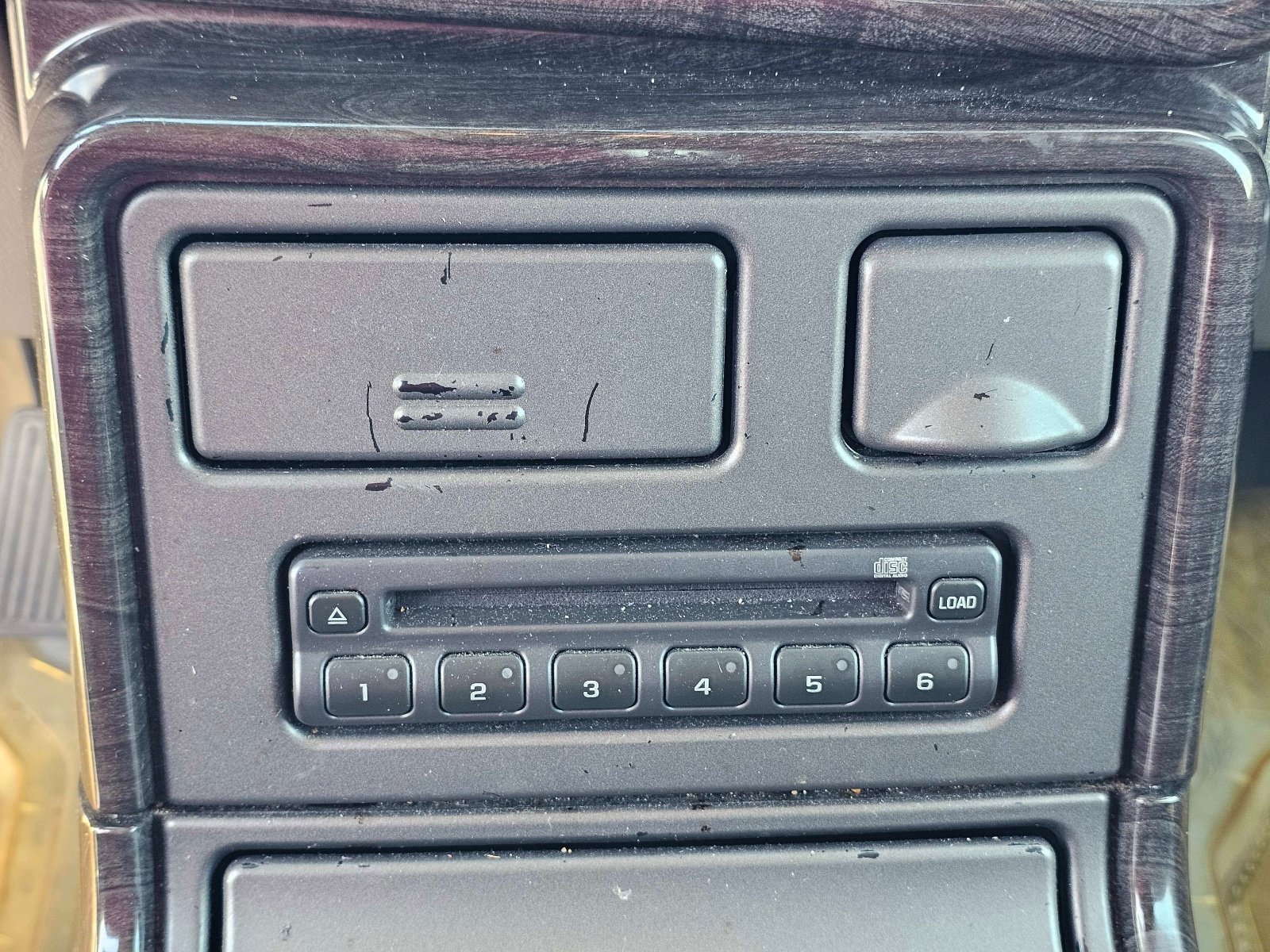 Used 2005 GMC Yukon Denali AWD/4WD image 26