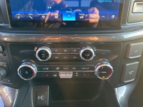 Used 2022 Ford F150 XLT w/ Equipment Group 302A High image 32