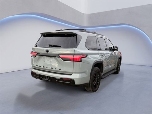 Used 2024 Toyota Sequoia Limited image 4