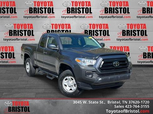 Used 2023 Toyota Tacoma SR image 1