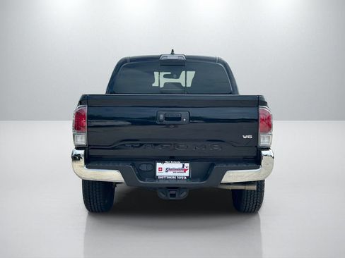 Used 2022 Toyota Tacoma TRD Off-Road AWD/4WD image 6