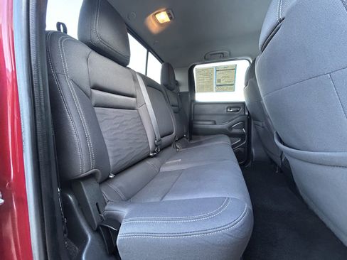 Used 2022 Nissan Frontier SV image 19