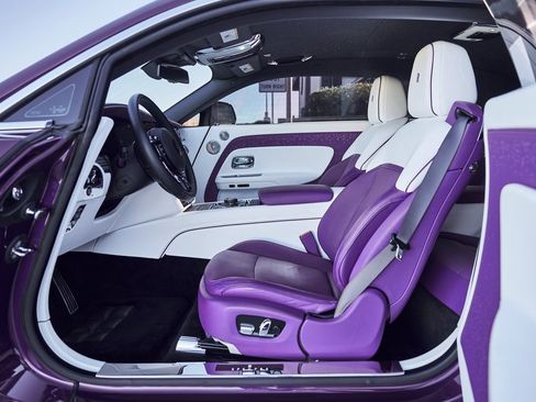 Used 2024 Rolls-Royce Spectre w/ Spectre Launch Package image 20