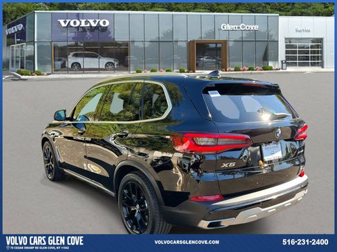 Used 2023 BMW X5 xDrive40i w/ Parking Assistance Package image 5