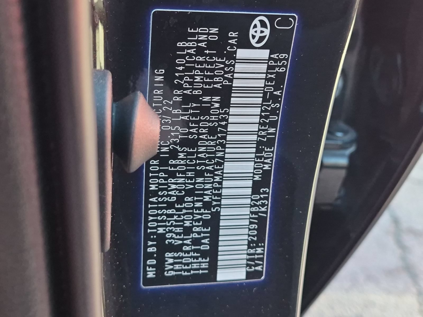 Used 2022 Toyota Corolla LE FWD image 32