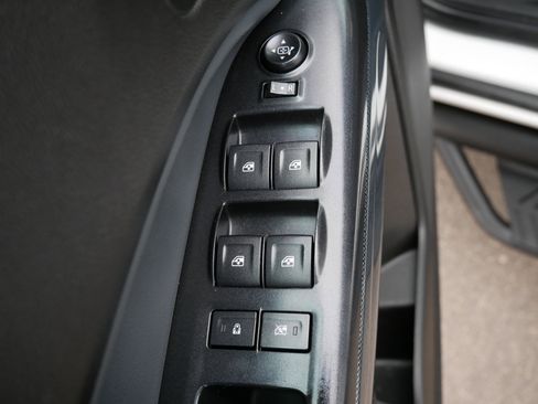 Used 2016 Chevrolet Colorado Z71 image 19