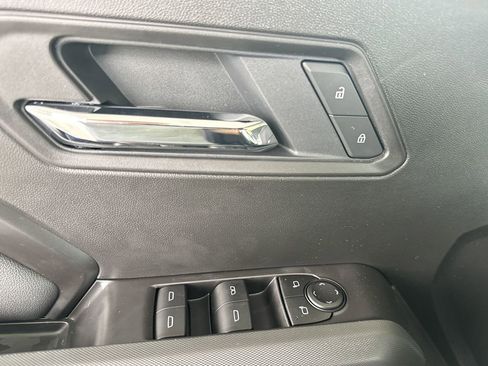 New 2025 GMC Canyon Elevation w/ Convenience Package image 12