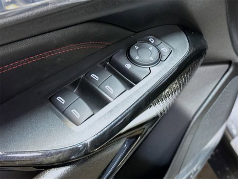 New 2026 Chevrolet Trax RS w/ Sunroof Package image 18