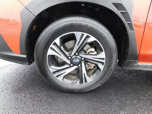 Used 2024 Subaru Crosstrek 2.0i Premium image 11