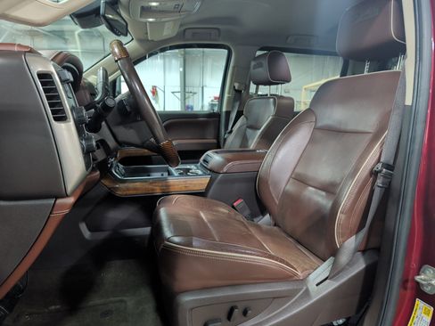 Used 2015 Chevrolet Silverado 2500 High Country w/ Duramax Plus Package image 7