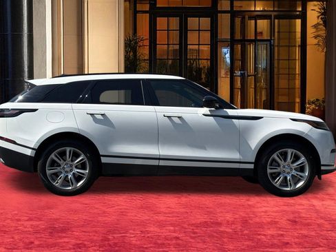 Used 2026 Land Rover Range Rover Velar S AWD/4WD image 8