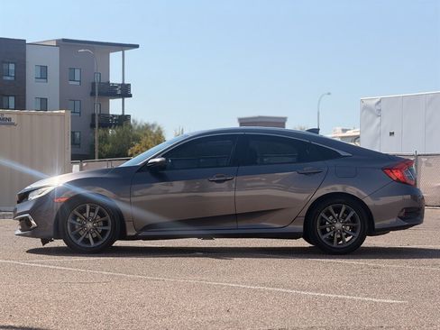 Used 2019 Honda Civic EX image 6