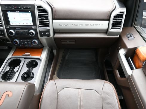 Used 2017 Ford F350 King Ranch w/ King Ranch Ultimate Package AWD/4WD image 41