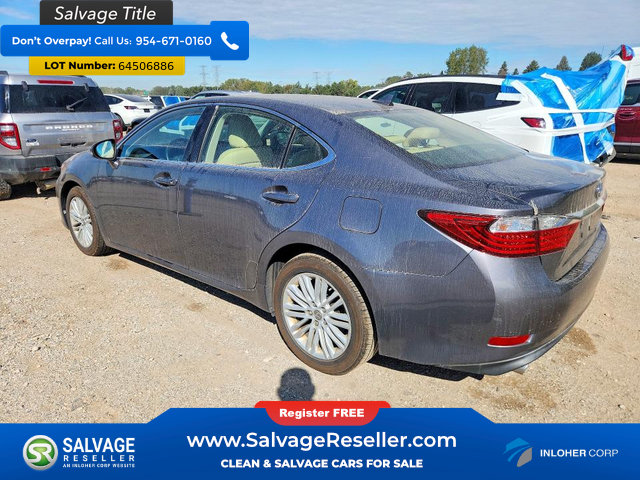 Used 2014 Lexus ES 350 w/ Luxury Package FWD image 3