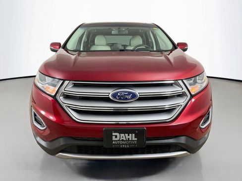 Used 2018 Ford Edge Titanium w/ Equipment Group 301A AWD/4WD image 3