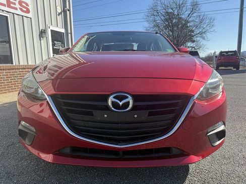 Used 2016 MAZDA MAZDA3 i Sport w/ Preferred Equipment Package image 4
