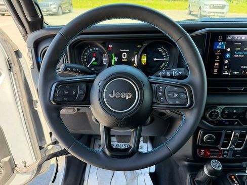 Used 2024 Jeep Wrangler Unlimited Rubicon 4xe w/ Safety Group AWD/4WD image 12