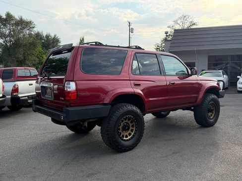 Used 2002 Toyota 4Runner SR5 w/ Leather Trim Pkg AWD/4WD image 15