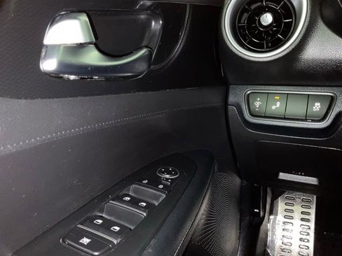 Used 2022 Kia Forte GT-Line w/ GT-Line Premium Package FWD image 20