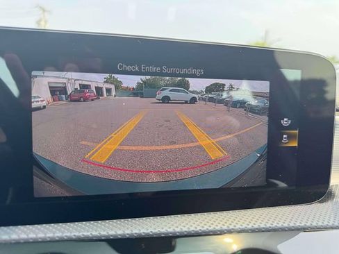 Used 2022 Mercedes-Benz A 220 4MATIC image 35