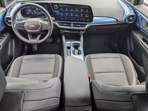 Used 2024 Chevrolet Equinox EV LT FWD image 22