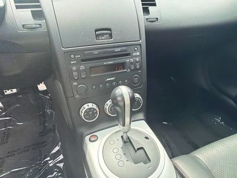 Used 2007 Nissan 350Z Touring RWD image 22