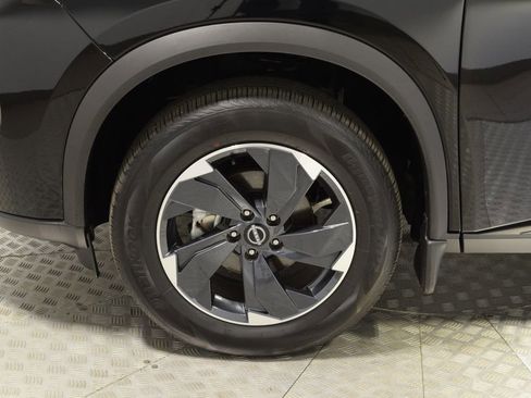 Used 2026 Nissan Rogue SV w/ SV Premium Package AWD/4WD image 38