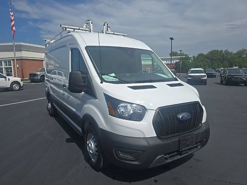 Used 2023 Ford Transit 250 Medium Roof AWD image 11