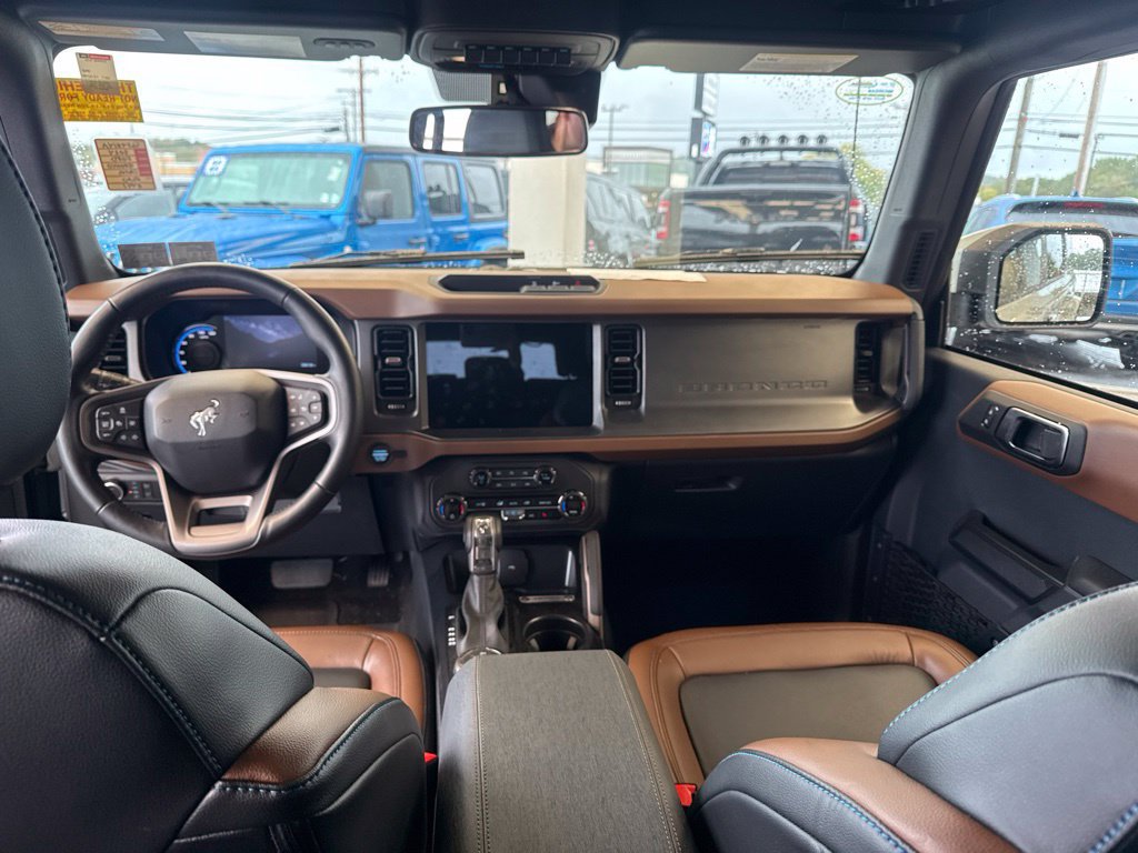 Used 2024 Ford Bronco Outer Banks AWD/4WD image 13
