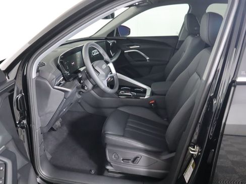 Used 2025 Audi Q5 Premium w/ Convenience Package AWD/4WD image 22