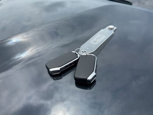 Used 2022 Kia Sorento EX w/ Panoramic Sunroof Package image 17