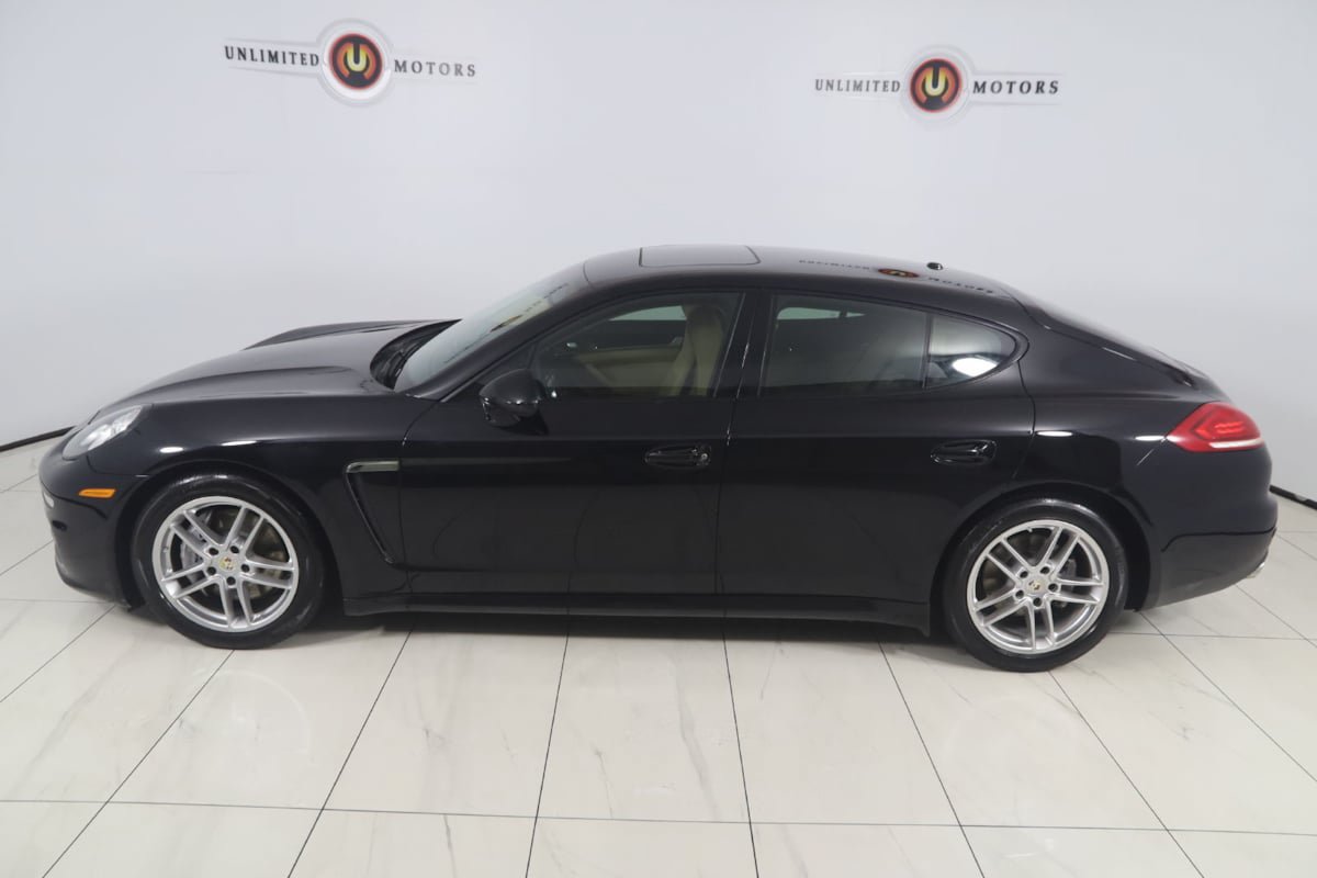 Used 2016 Porsche Panamera 4 Edition AWD/4WD image 31