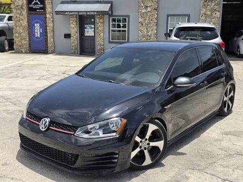 Used 2017 Volkswagen GTI S FWD image 4