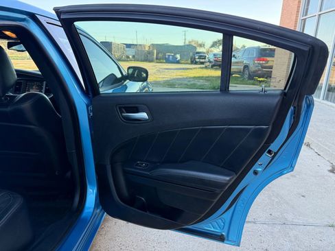 Used 2016 Dodge Charger R/T w/ Plus Group image 31