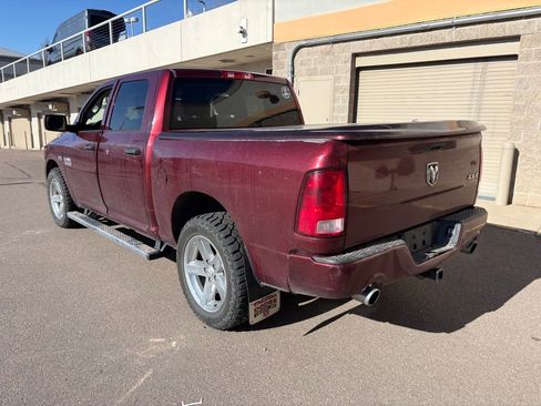 Used 2017 RAM 1500 Express w/ Express Value Package image 5