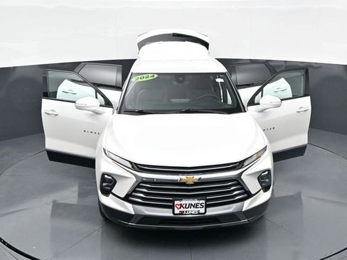 Used 2024 Chevrolet Blazer Premier w/ Driver Confidence II Package image 43