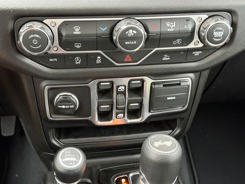 New 2026 Jeep Wrangler Unlimited Sport AWD/4WD image 18