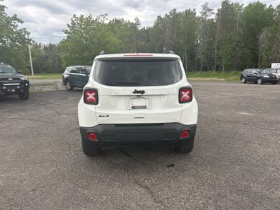 Used 2022 Jeep Renegade Altitude w/ Sun/Sound Group