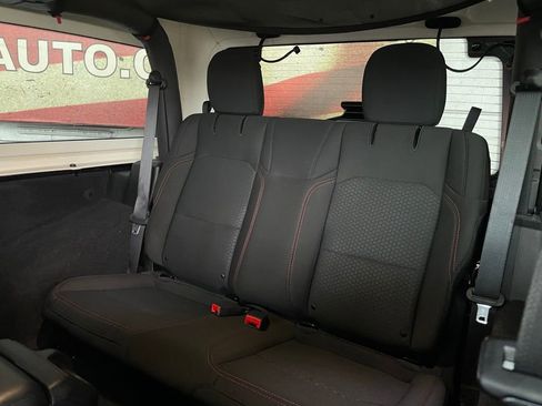 Used 2021 Jeep Wrangler Rubicon image 17