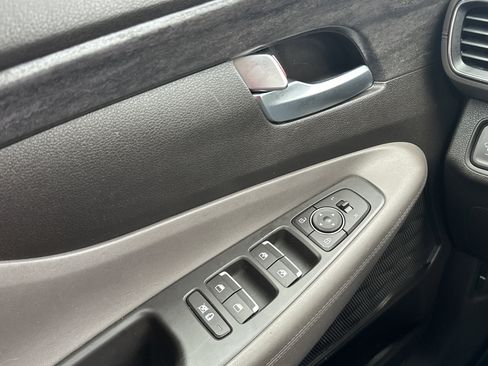 Used 2020 Hyundai Santa Fe SEL w/ Cargo Package image 24