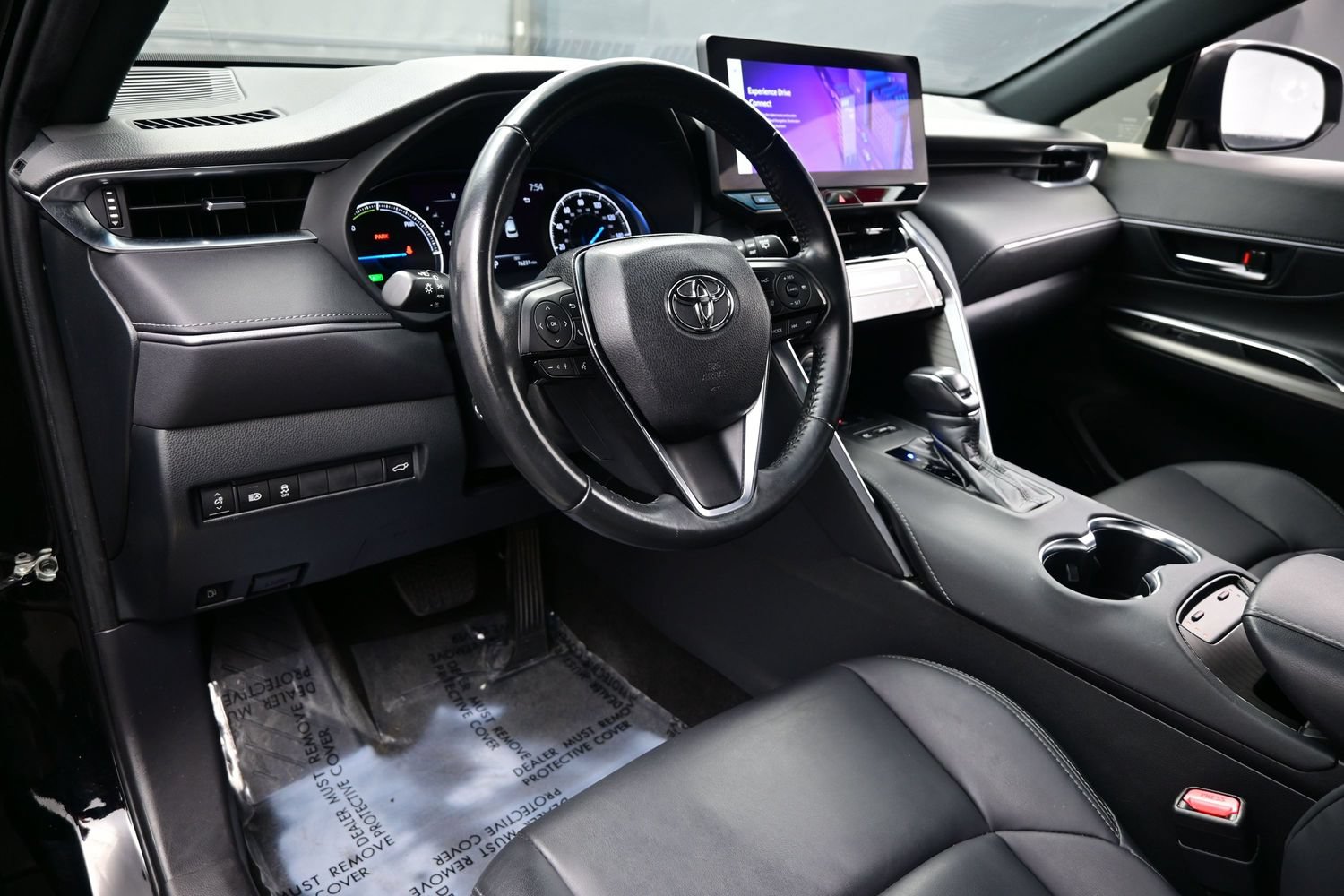 Used 2024 Toyota Venza XLE AWD/4WD image 13