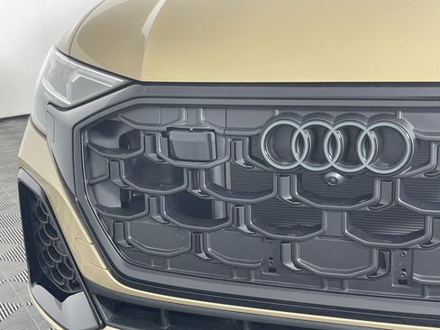 New 2025 Audi Q8 Premium Plus image 10