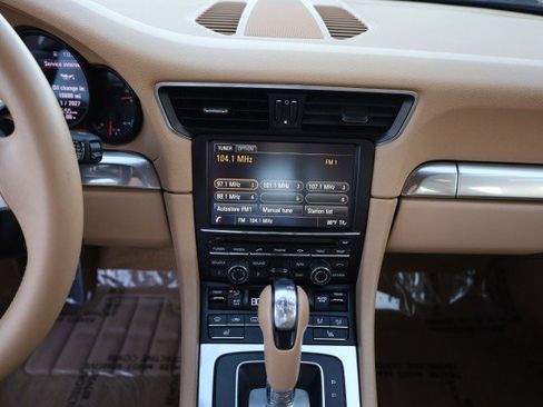 Used 2014 Porsche 911 Carrera image 33