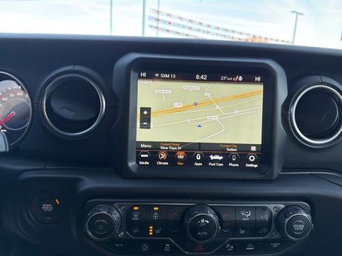Used 2020 Jeep Gladiator Rubicon AWD/4WD image 21
