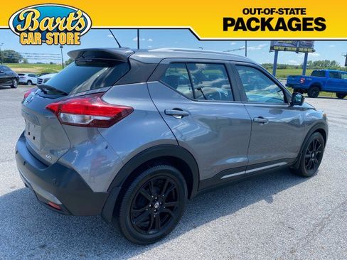 Used 2020 Nissan Kicks SR w/ SR Premium Package FWD image 6