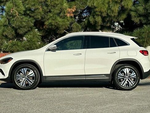 Certified 2025 Mercedes-Benz GLA 250 image 7